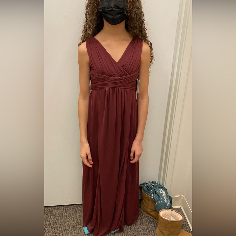 David’s Bridal Junior Bridesmaid Dress Size 6 - Wine